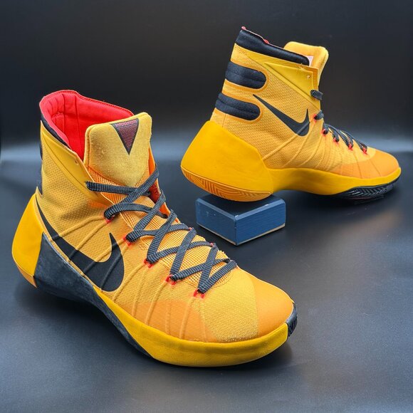 Nike Hyperdunk 2015 'Bruce Lee' - Picture 1 of 8
